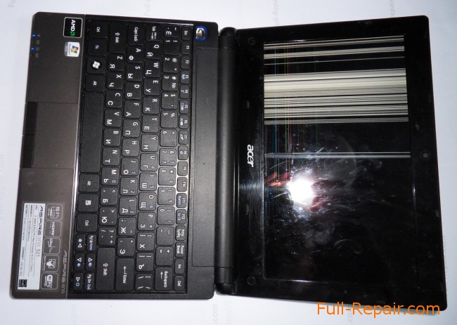 Acer Aspire One (ZH9) open view