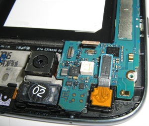 How to disassemble any technics, for example, mobile phone