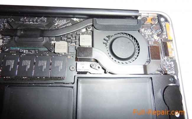 The insides of MacBook Air