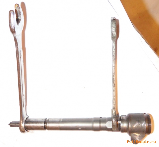 Turn off the nut holding nozzle Turn off the nut holding nozzle