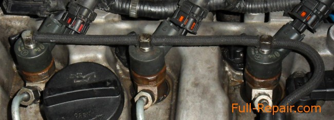 Removed all retaining clips Removed all retaining clips