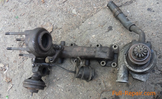 The EGR valve on the engine CRDI. Exhaust manifold removed The EGR valve on the engine CRDI. Exhaust manifold removed