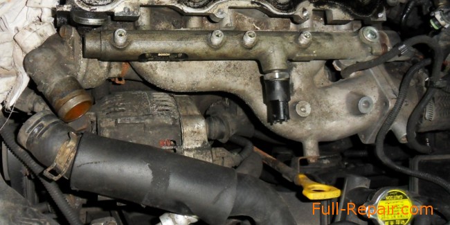 Verhny coolant pipe snyat Verhny coolant pipe snyat