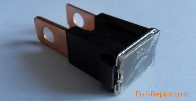 New fuse of glow plugs (80 A) New fuse of glow plugs (80 A)