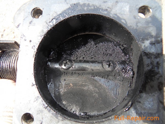 A dirty throttle valve does not close until the end of the A dirty throttle valve does not close until the end of the