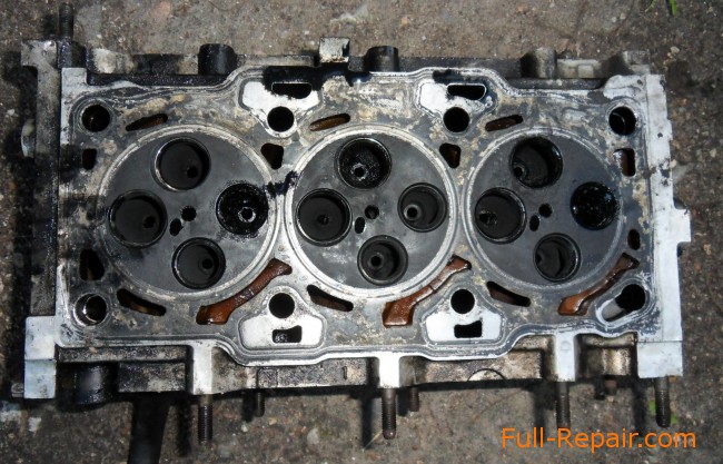 Klapana snyaty. type cylinder head snizu