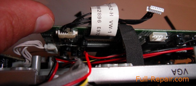 loop connection to the connector on the motherboard loop connection to the connector on the motherboard