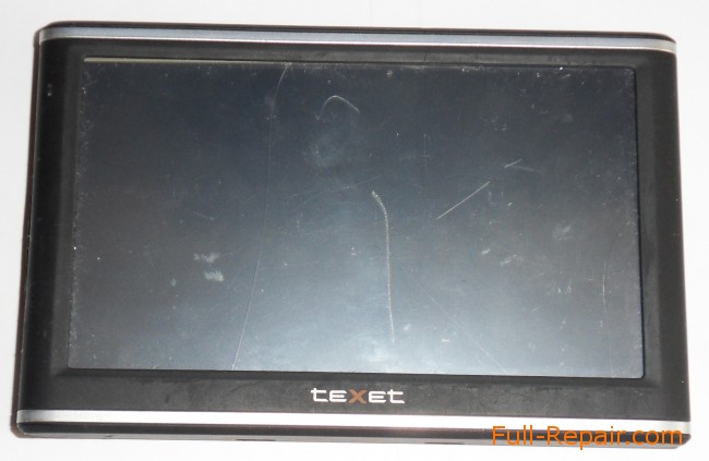 GPS-navigator Texet TN-606 with a broken screen