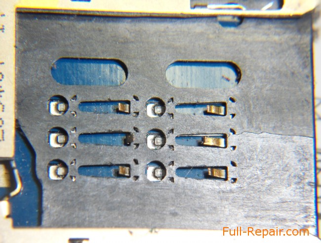  Broken connector SIM-card 